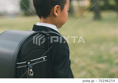 6 years old 6 years old 70296254