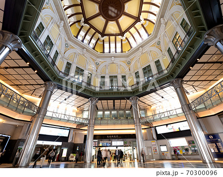 東京駅 丸の内北口のドーム 東京駅 丸の内北口のドーム 70300096