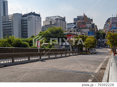 駅前風景 飯田橋駅 駅前風景 飯田橋駅 70302226