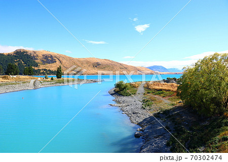 テカポ湖、羊飼いの教会、エメラルドグリーン、湖、絶景(ニュージーランド) テカポ湖、羊飼いの教会、エメラルドグリーン、湖、絶景(ニュージーランド) 70302474