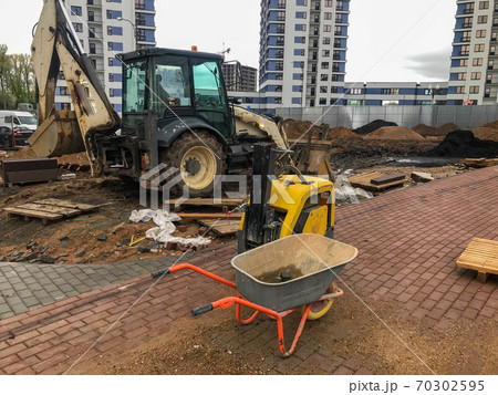 trolley for transporting heavy materials, concrete 70302595