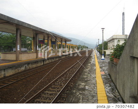 台湾 傾く コウバイ 70307482