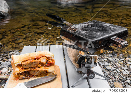 アウトドア料理 ホットサンドイッチ アウトドア料理 ホットサンドイッチ 70308003
