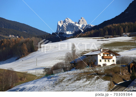 alpine town at Dolomites, Italy alpine town at Dolomites, Italy 70309364
