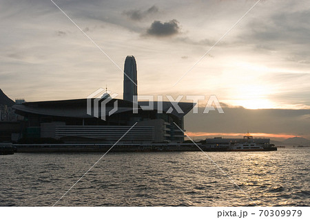 1 June 2007 Victoria harbour and Convention Center, Hong Kong, China 70309979