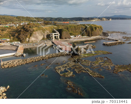 北海道乙部町で元和台海浜公園の風景を空撮 70313441