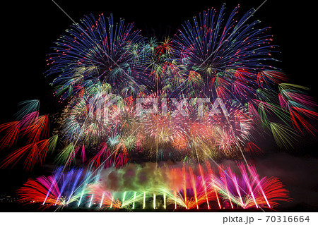 神明の花火 70316664