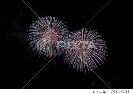 秩父夜祭　尺玉2発同時打上 70317151