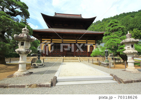 向嶽寺仏殿 70318626