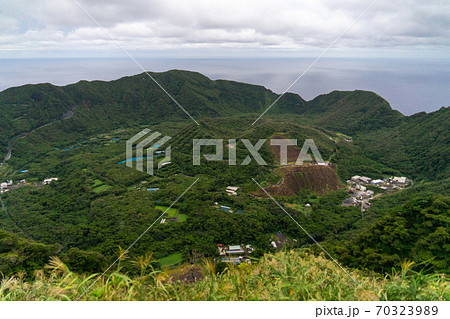 大凸部公園から見る青ヶ島 70323989