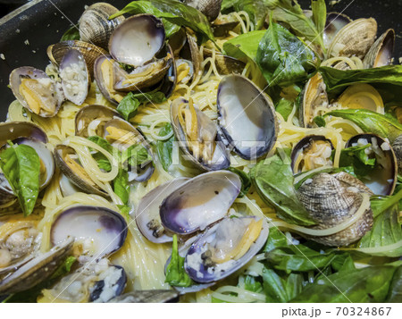 Close up shot of delicious clam pasta 70324867