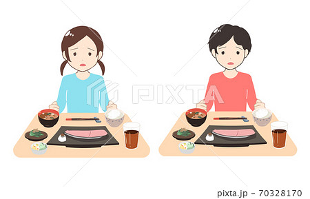 悲しみながら食事を行う子供(線無し) 70328170