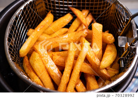 home mini deep fryer get a basket of fries. 70328992