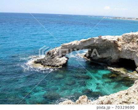 キプロス_アヤ・ナパ_海中ケーブ 70329690