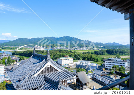 福知山城から望む福知山市の町並み 福知山城から望む福知山市の町並み 70331011