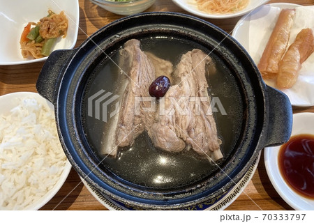 マレーシア料理　バクテー 70333797