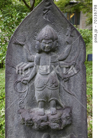 ホテル椿山荘 庭園の庚申塔 ホテル椿山荘 庭園の庚申塔 70336798