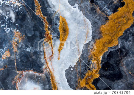 Light texture of onyx stone with cracks. Light texture of onyx stone with cracks. 70343704