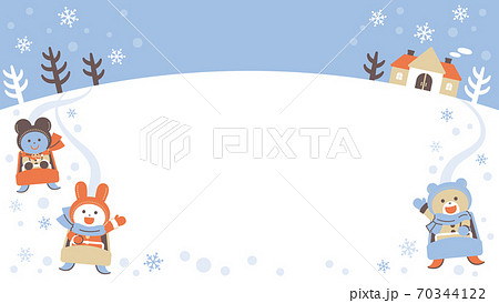 ソリあそびをするクマ ウサギ ネズミ フレーム 4色 シンプルカラーのイラスト素材