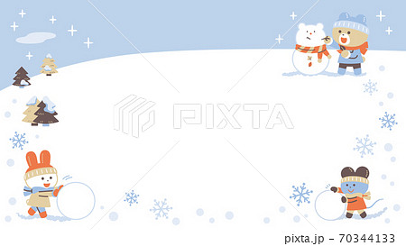 雪あそびをするクマ・ウサギ・ネズミ／フレーム／4色・シンプルカラー 70344133
