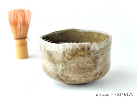 吉備焼の抹茶茶碗と茶筅 吉備焼の抹茶茶碗と茶筅 70346170