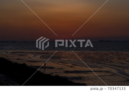 風景 海 夕焼け 70347133