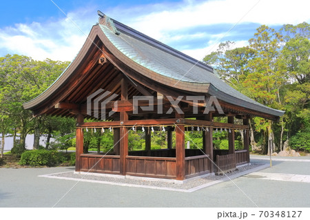 【福岡県】晴天下の宗像大社辺津宮 【福岡県】晴天下の宗像大社辺津宮 70348127