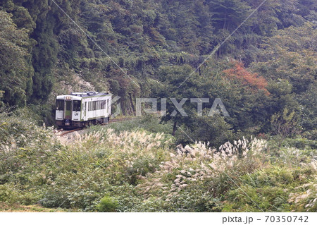 秋の飯山線 70350742