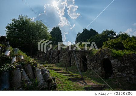 滋賀県甲賀市の焼き物の町信楽町撮影 70350800