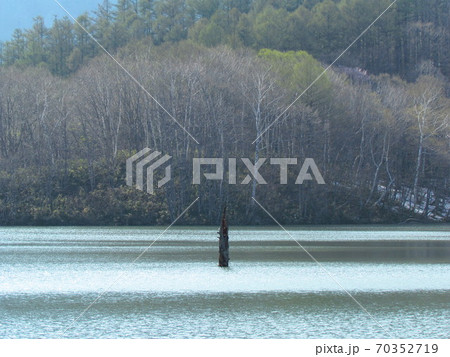 長野県・戸隠村・鏡池 長野県・戸隠村・鏡池 70352719