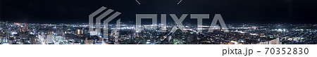 山形山形市の霞城セントラル展望ロビーからの山形市の都市夜景のパノラマ 山形山形市の霞城セントラル展望ロビーからの山形市の都市夜景のパノラマ 70352830