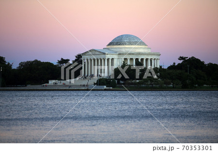Thomas Jefferson Memorial at sunset evening glow in usa with night sky. bright monument	 70353301