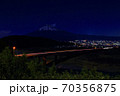 富士川SAより富士山と夜景 70356875