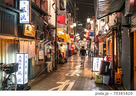 《東京都》阿佐ヶ谷スターロード・ノスタルジックな飲み屋街 《東京都》阿佐ヶ谷スターロード・ノスタルジックな飲み屋街 70365820