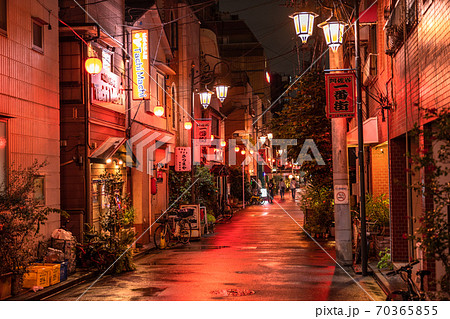 《東京都》阿佐ヶ谷一番街・ノスタルジックな飲み屋街 《東京都》阿佐ヶ谷一番街・ノスタルジックな飲み屋街 70365855