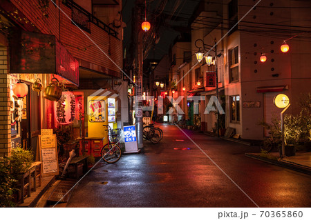 《東京都》阿佐ヶ谷一番街・ノスタルジックな飲み屋街 《東京都》阿佐ヶ谷一番街・ノスタルジックな飲み屋街 70365860