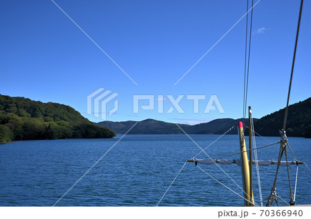 箱根_芦ノ湖の海賊船 70366940
