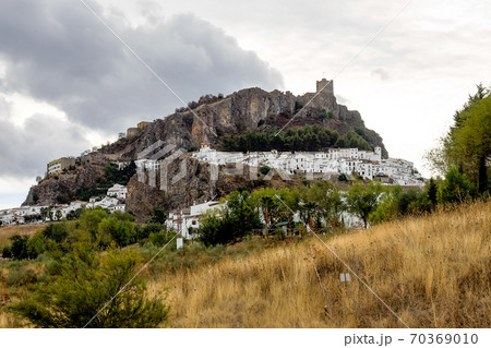 Zahara de la Sierra located in the Sierra de Grazalema, Andalusia, Spain. Zahara de la Sierra located in the Sierra de Grazalema, Andalusia, Spain. 70369010