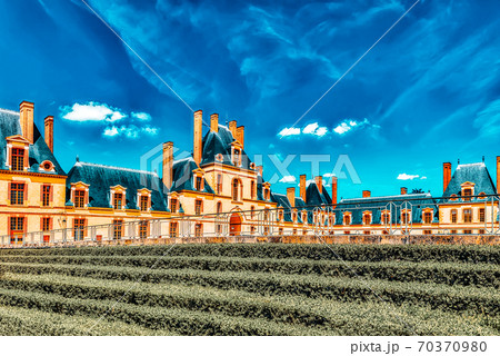 FONTAINEBLEAU, FRANCE- JULY 09, 2016 FONTAINEBLEAU, FRANCE- JULY 09, 2016 70370980