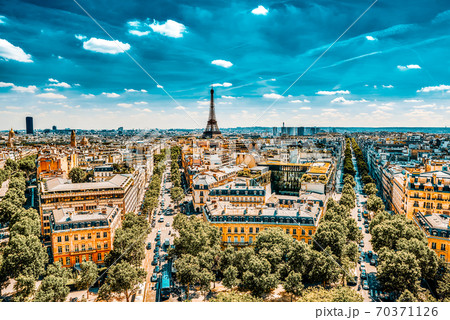 Beautiful panoramic view of Paris from the roof of the Triumphal Arch. View of the Eiffel Tower. Beautiful panoramic view of Paris from the roof of the Triumphal Arch. View of the Eiffel Tower. 70371126