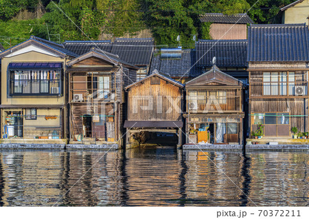京都　伊根の舟屋　　 70372211