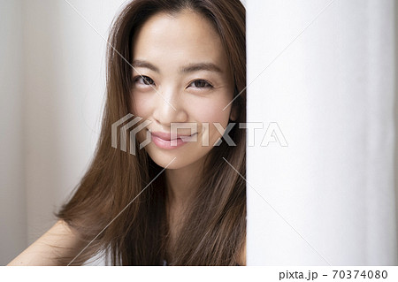 女性のポートレート 女性のポートレート 70374080