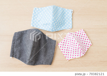 手作りマスク 70382121