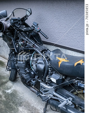 壊れた古い大型バイク 大排気量 の写真素材