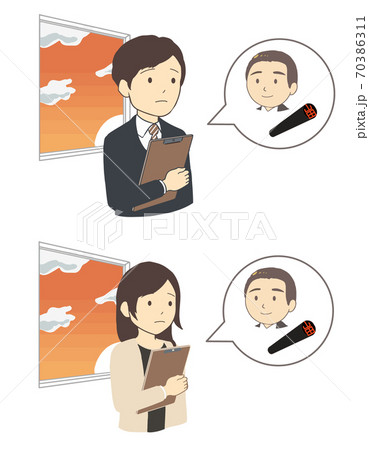 上司のハンコを待つ会社員　黒水牛　上半身(線無し) 70386311