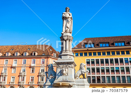 Waltherplatz main square in Bolzano 70387579