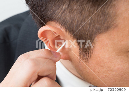 耳掃除 70390909