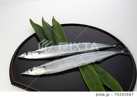 旬で油たっぷりの新さんまをどうぞ 70392687