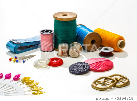 Sewing and handicrafts 70394519