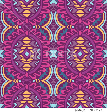 Tiled ethnic pattern for fabric. Abstract geometric mosaic vintage seamless pattern patchwork ornamental. 70394748